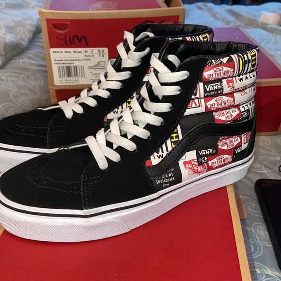 Vans - Picture 3 of 4